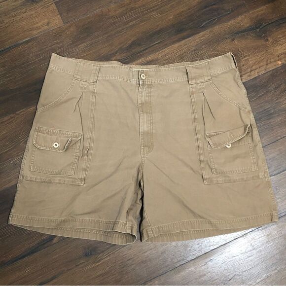 Cabela's 7 Pocket Hiker Men's Brown Tan Cargo Shorts Size 44 - Picture 1 of 6